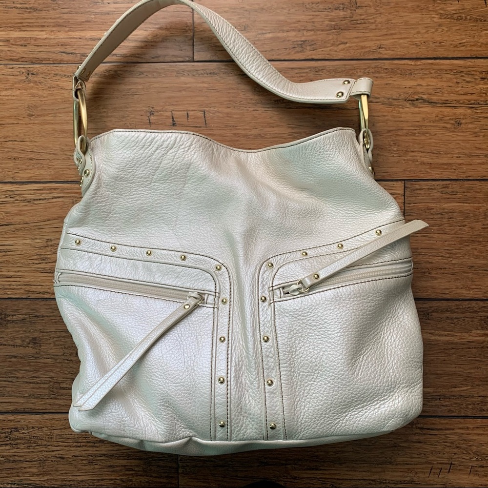 Kenneth Cole - White Leather Slouch Shoulder Bag